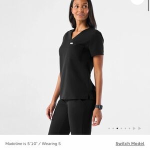 Figs Black Short Sleeve Women's Top